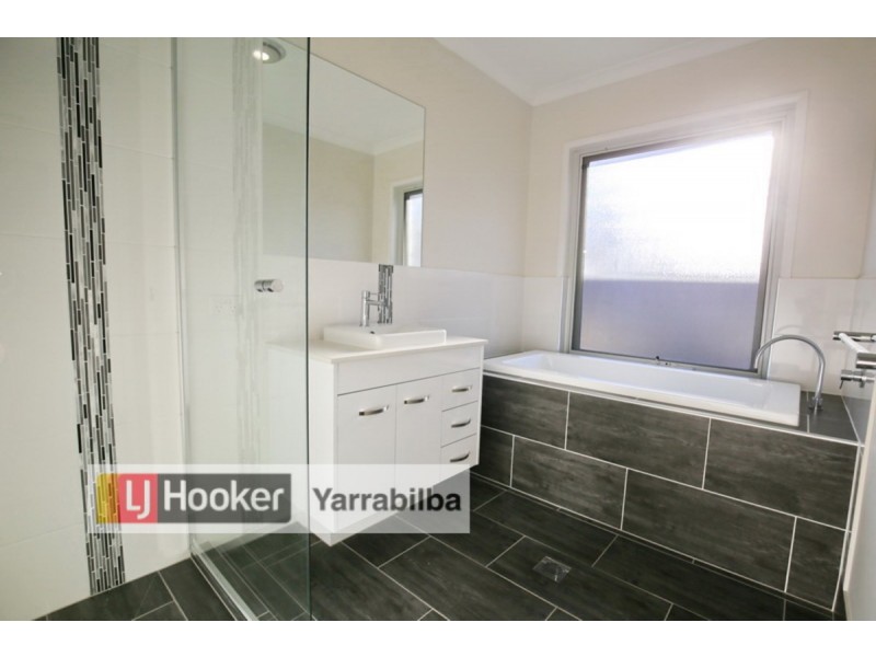 28 Summerview Avenue, Yarrabilba QLD 4207