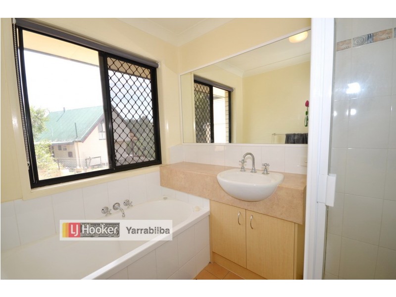 103 – 105 Francis Close, Kooralbyn QLD 4285