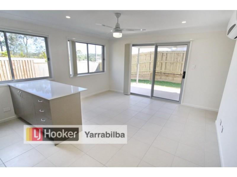 6b Chandon Court, Hillcrest QLD 4118