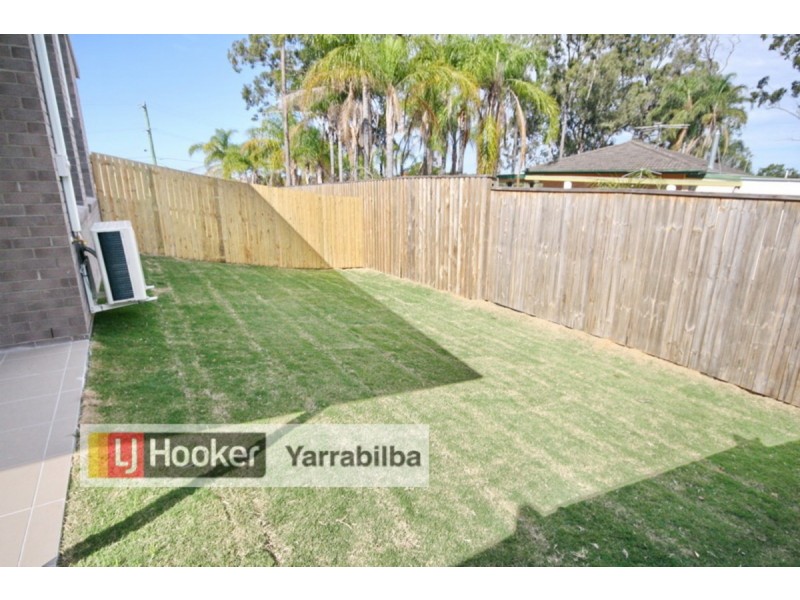 6b Chandon Court, Hillcrest QLD 4118