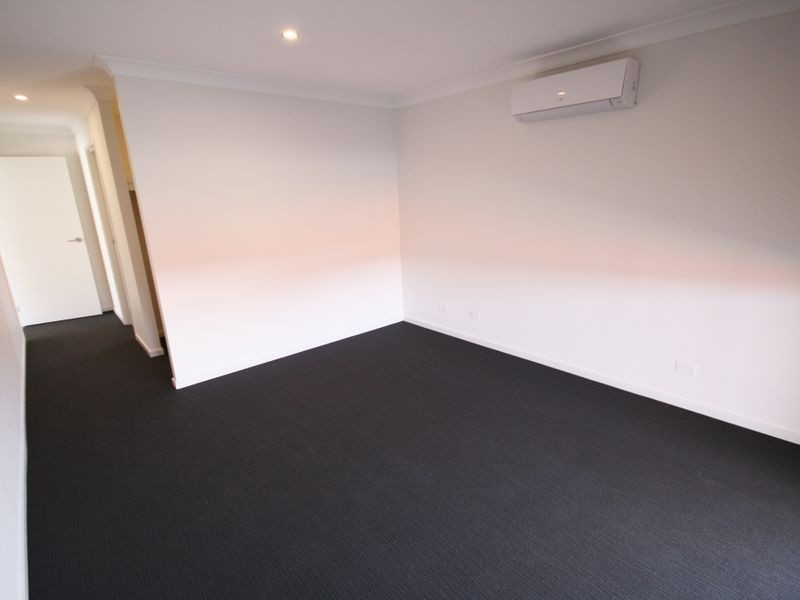 77 Treeline Circuit, Yarrabilba QLD 4207