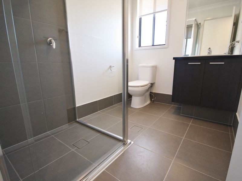 77 Treeline Circuit, Yarrabilba QLD 4207