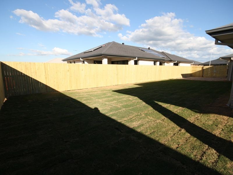 77 Treeline Circuit, Yarrabilba QLD 4207