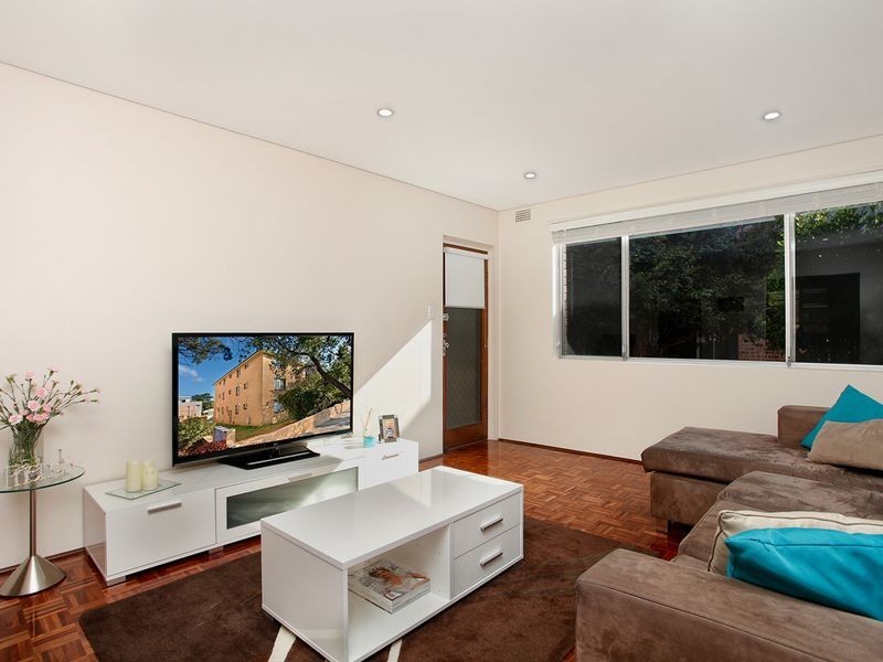 2/82 Pitt Street, Mortdale NSW 2223