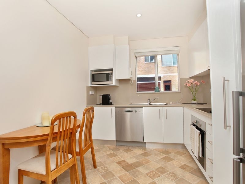 2/82 Pitt Street, Mortdale NSW 2223