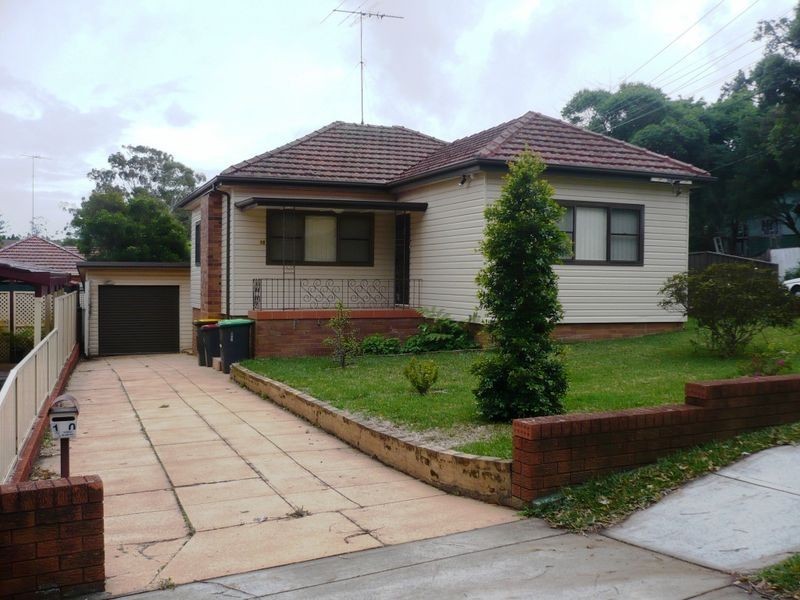 10 Trafalgar Street, Peakhurst NSW 2210