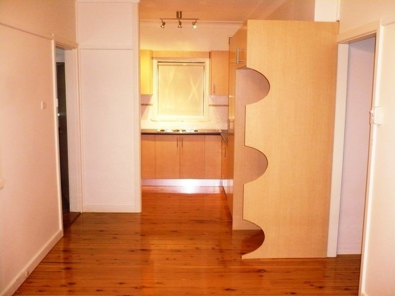 10 Trafalgar Street, Peakhurst NSW 2210