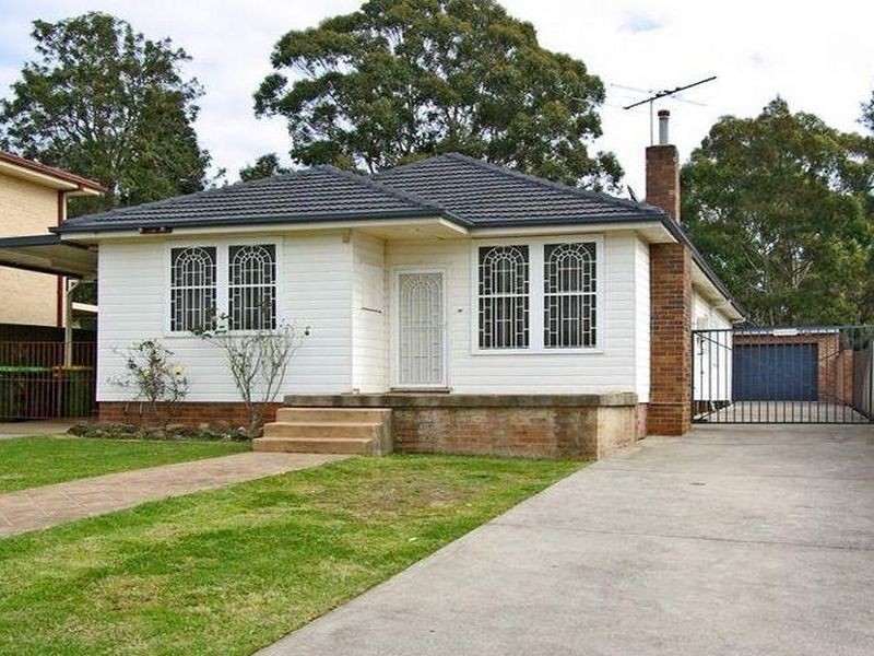 34 Wollongbar Avenue, Panania NSW 2213