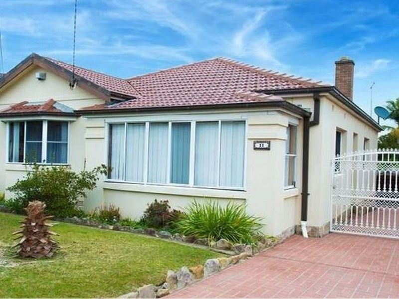 11 Frost Street, Earlwood NSW 2206