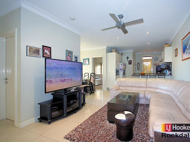 7/2 Farnham Avenue, Roselands NSW 2196