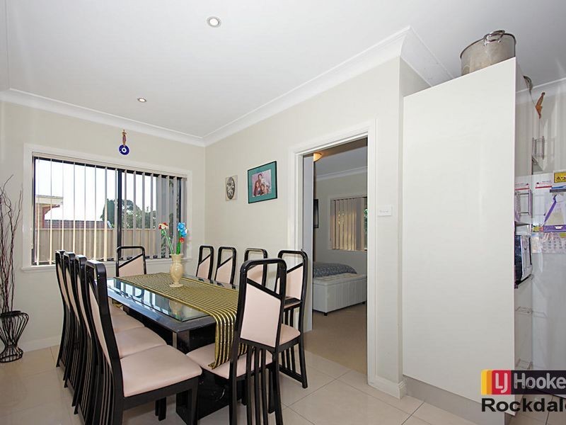 7/2 Farnham Avenue, Roselands NSW 2196