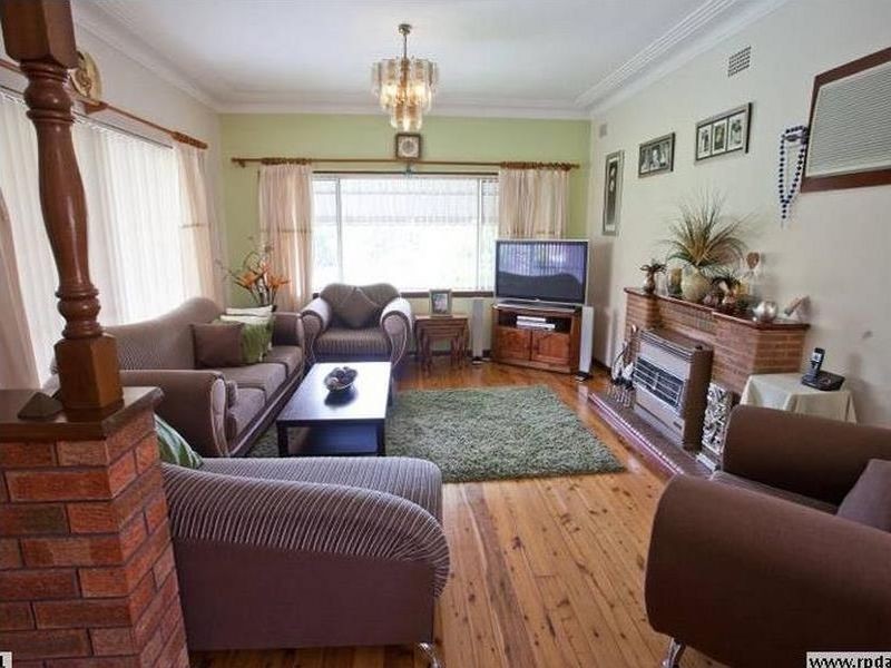 38 MAcqaurie Road, Earlwood NSW 2206