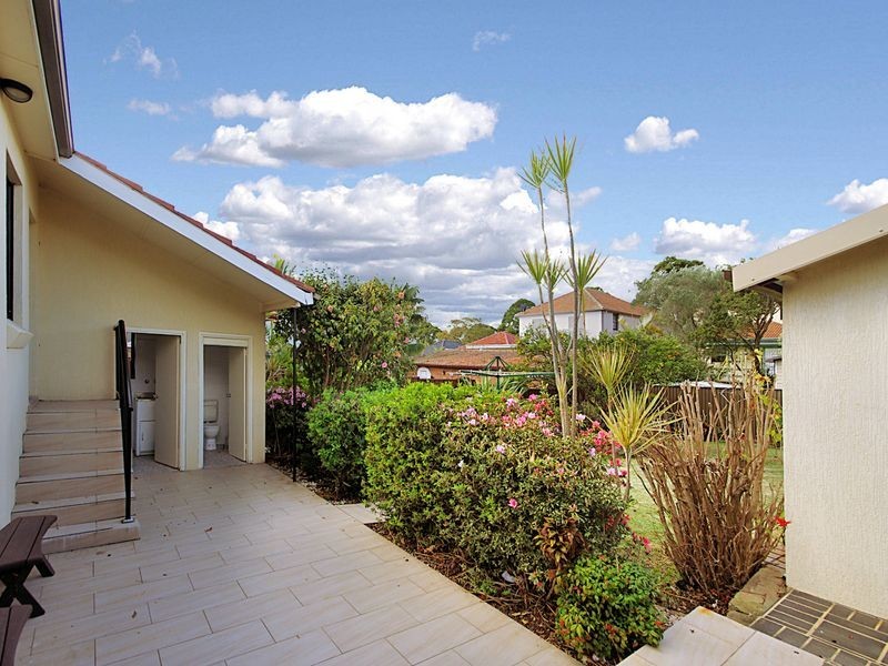 54 Proctor Av, Kingsgrove NSW 2208