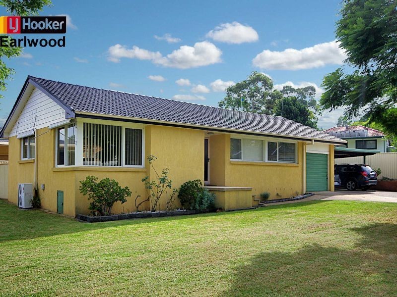 1 Jacaranda Avenue, Bradbury NSW 2560