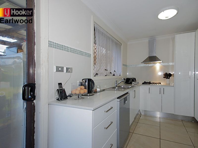 17 Drysdale Street, Eagle Vale NSW 2558