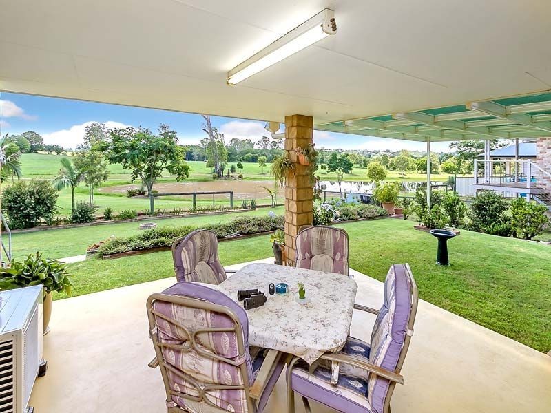 30 Hedley Drive, Kilcoy QLD 4515