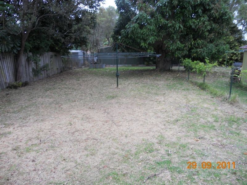 1/4 Gibson Street, Beachmere QLD 4510