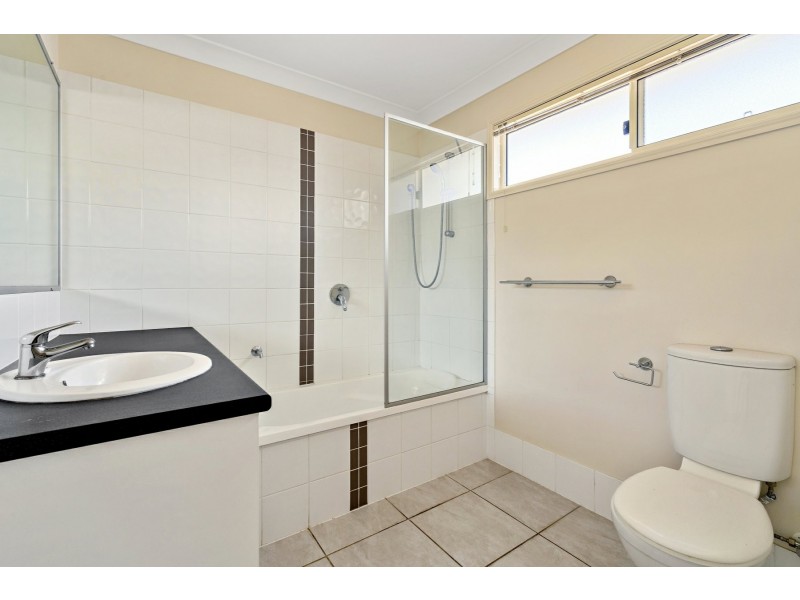 3/3 Charles Street, Caboolture QLD 4510