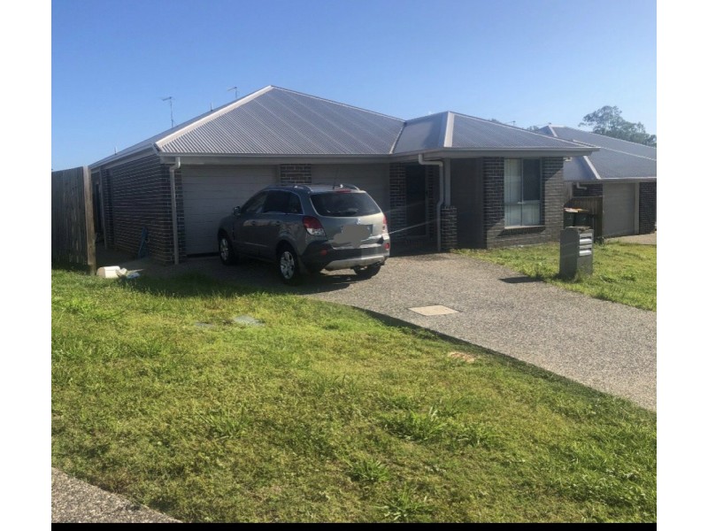 2/14 Sterling Road, Morayfield QLD 4506