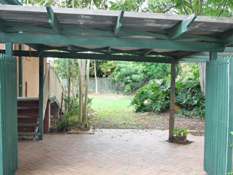 19 Ellis Street, Lawnton QLD 4501