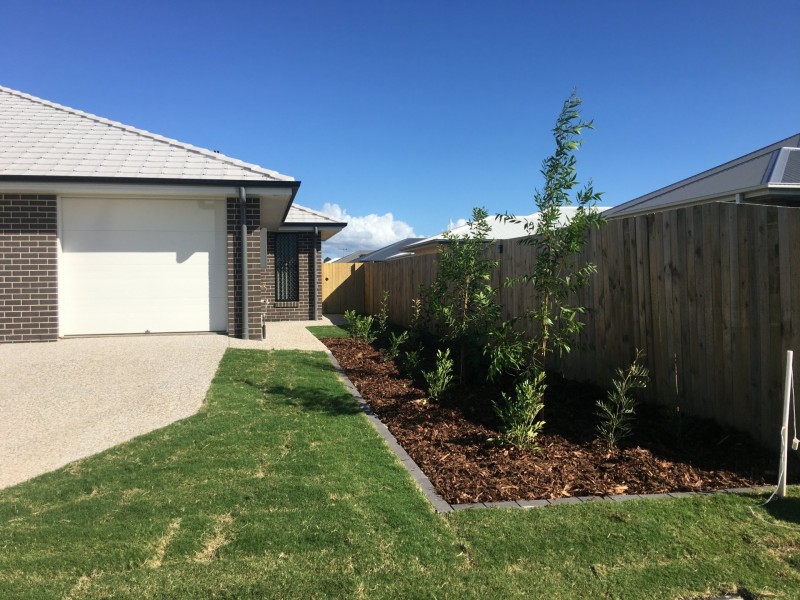 2/4 Longman Street, Caboolture South QLD 4510