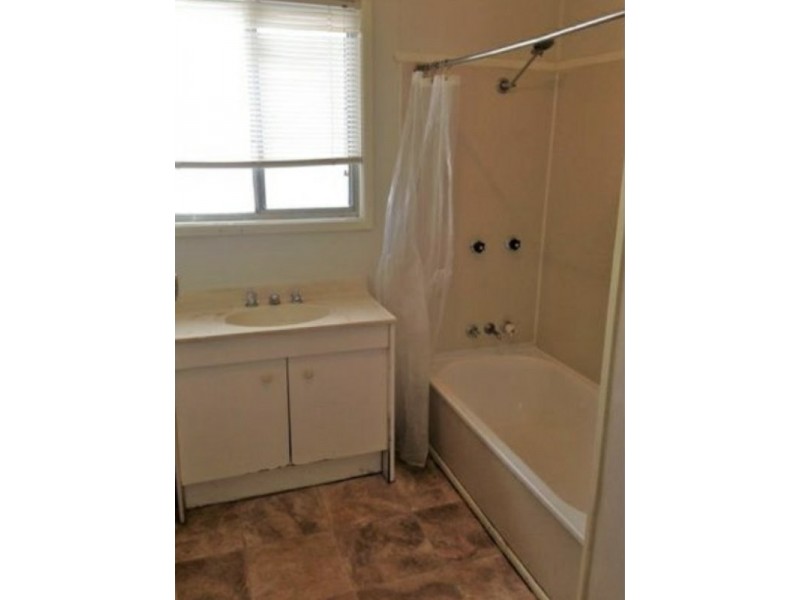 14 Railway Parade, Caboolture QLD 4510