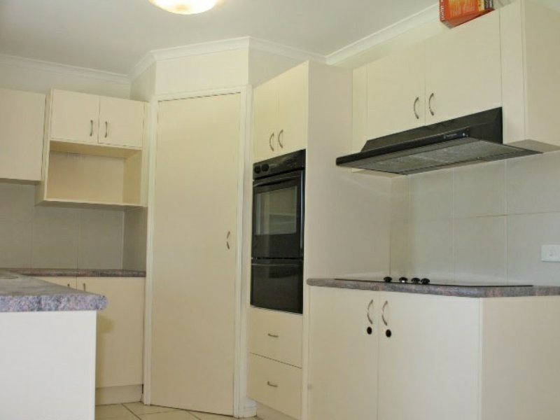 11 Sheaves Road, Kallangur QLD 4503