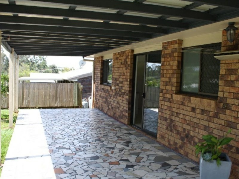 11 Sheaves Road, Kallangur QLD 4503