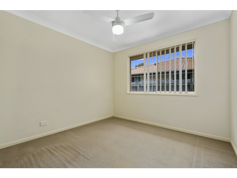 9 Biggera Court, Sandstone Point QLD 4511