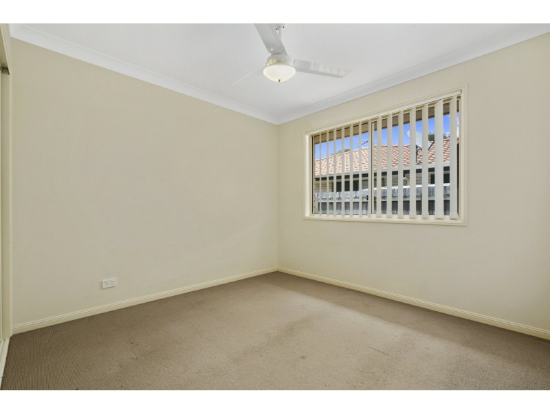 9 Biggera Court, Sandstone Point QLD 4511