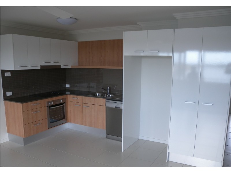 75/99 Birtinya Blvd, Birtinya QLD 4575