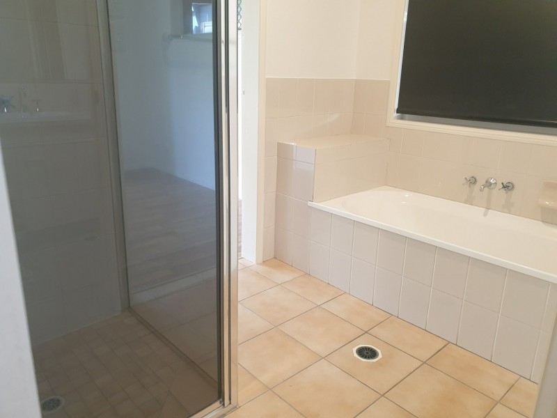112 Glenwood Drive, Morayfield QLD 4506