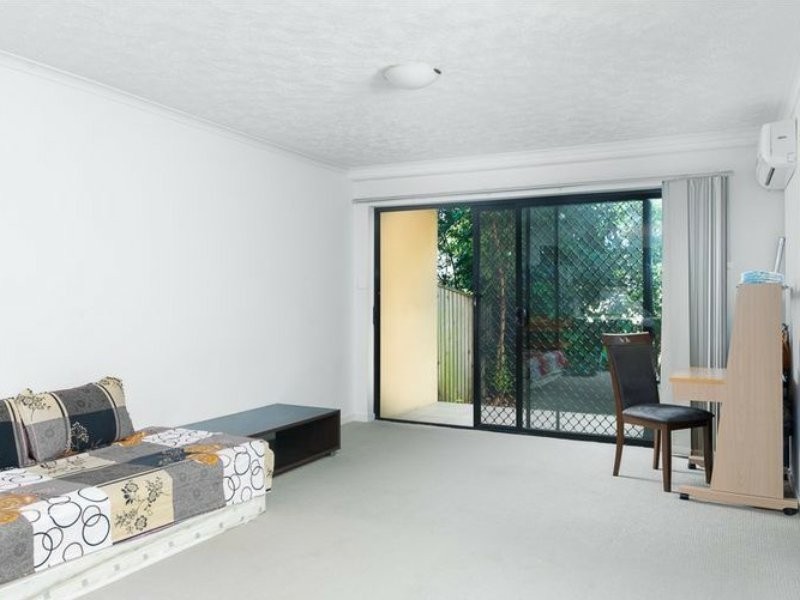 5/3-5 Short Street, Caboolture QLD 4510