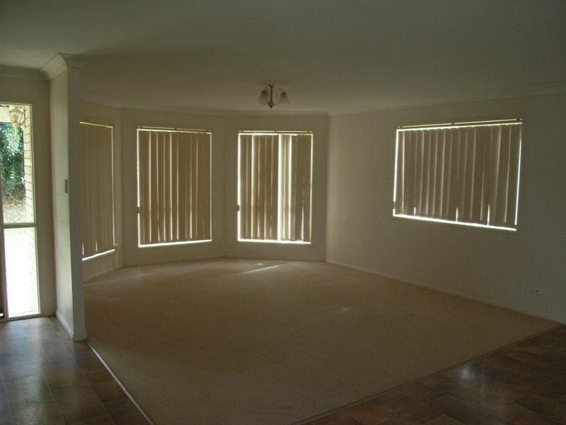 64 Parkview Road, Glass House Mountains QLD 4518