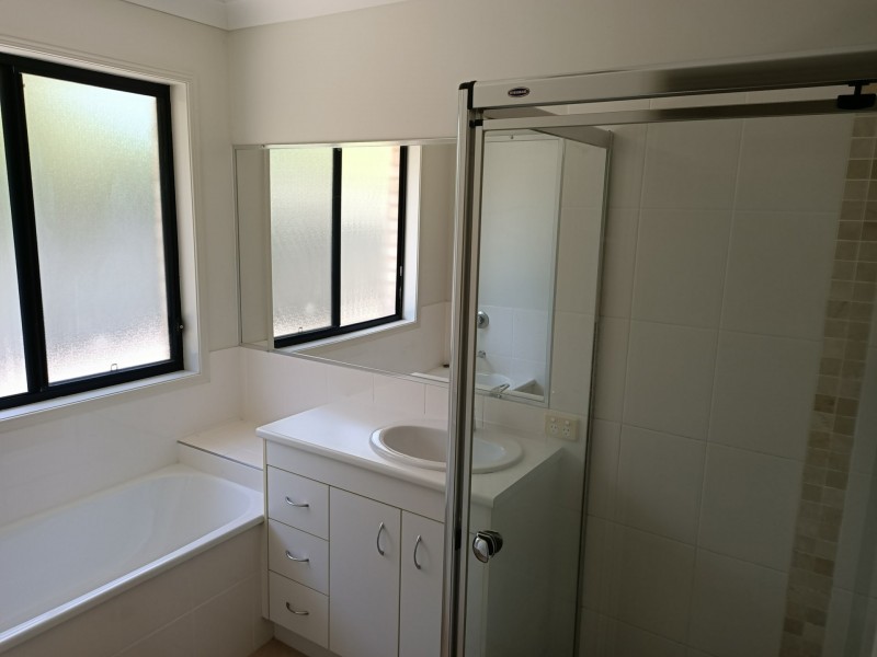 6 Santa Ana Court, Beerwah QLD 4519