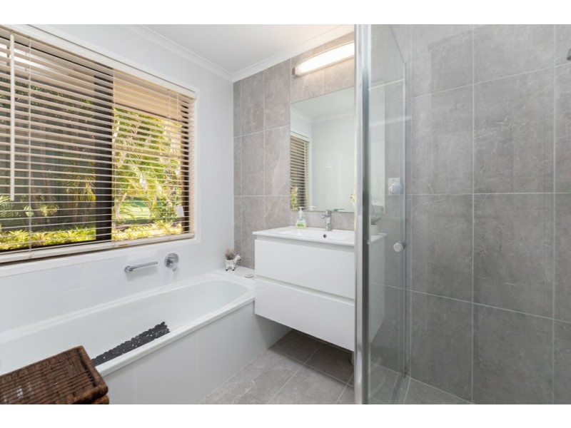 22 Coolbart Court, Morayfield QLD 4506