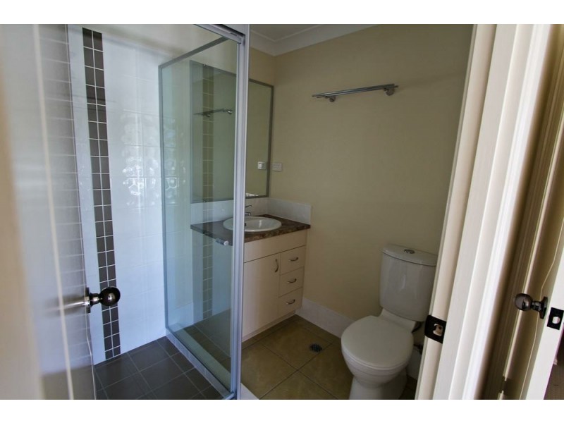 2/3-5 Charles Street, Caboolture QLD 4510