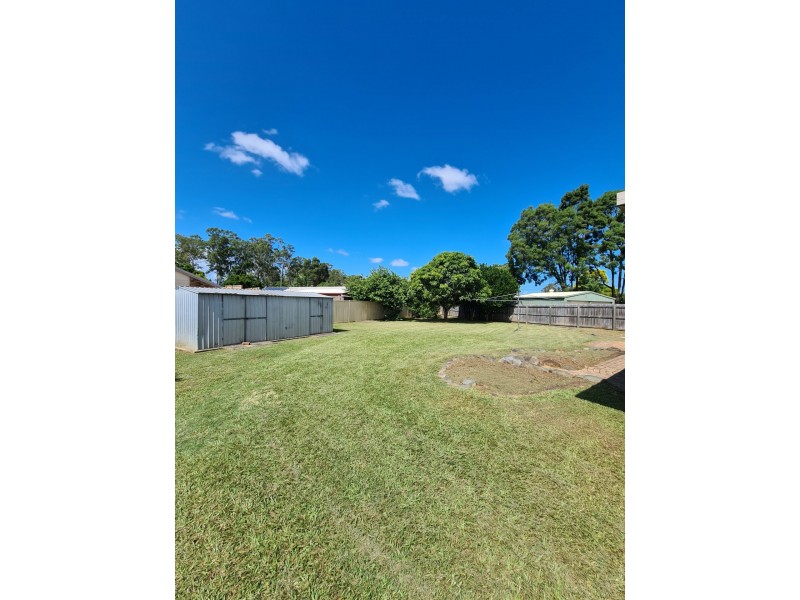 8 Lyndal Court, Morayfield QLD 4506