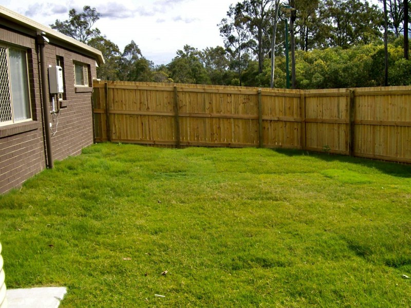 31-33 Nicole Street, Morayfield QLD 4506