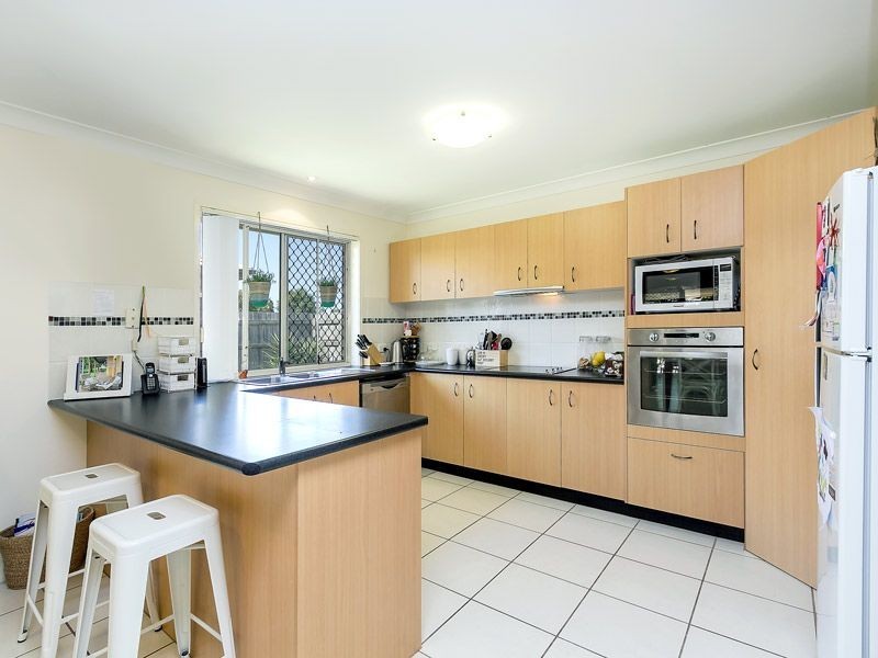 32 Bilinga Court, Sandstone Point QLD 4511