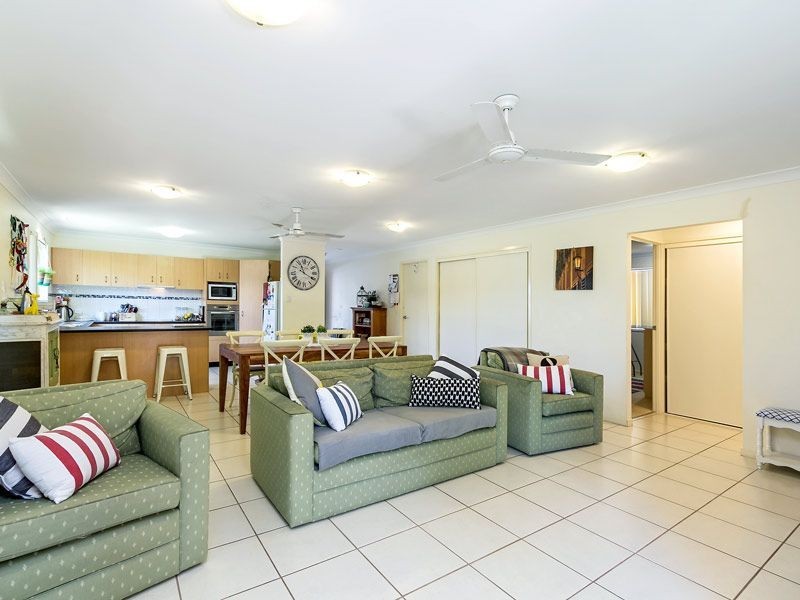 32 Bilinga Court, Sandstone Point QLD 4511