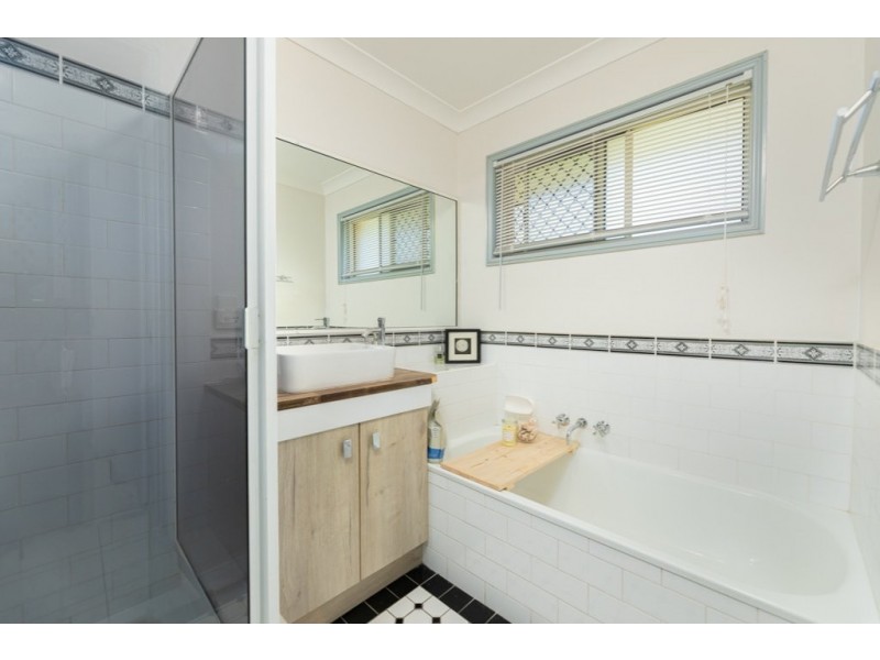 14 Toni Court, Morayfield QLD 4506