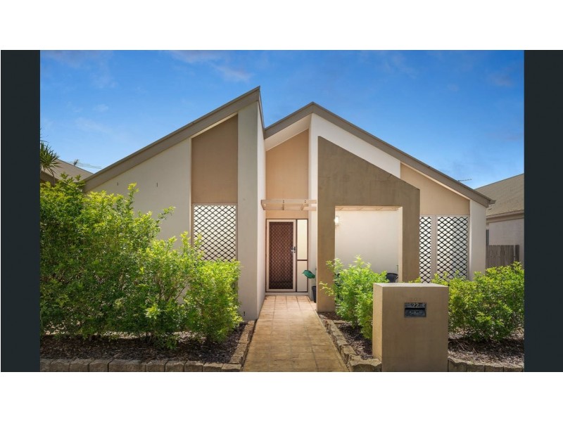 22 Pinnock, North Lakes QLD 4509