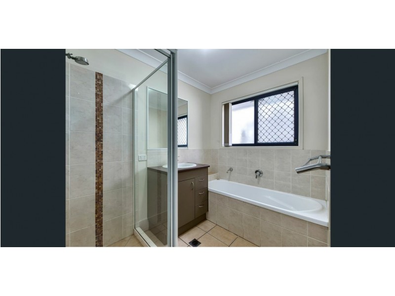 17A Diane Parade, Kallangur QLD 4503