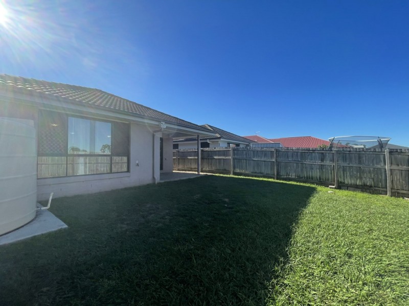 17A Diane Parade, Kallangur QLD 4503
