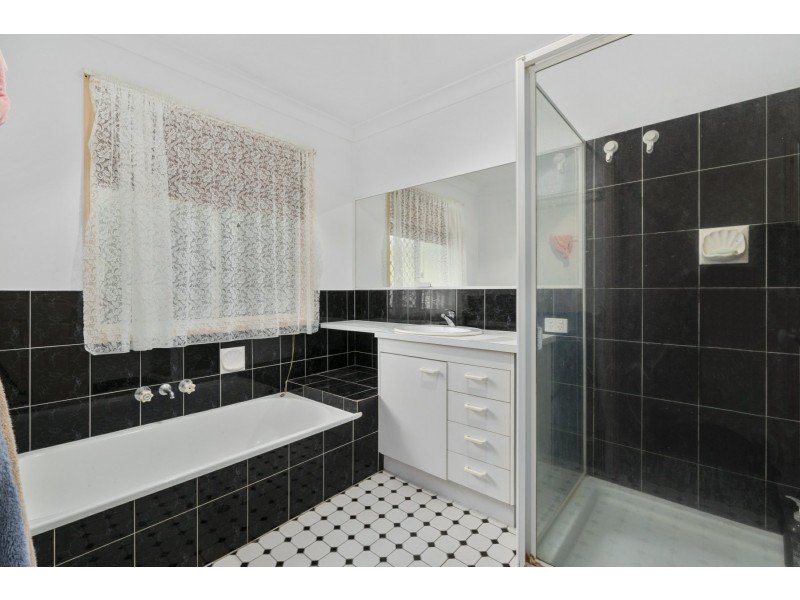 11 Hyde Court, Upper Caboolture QLD 4510