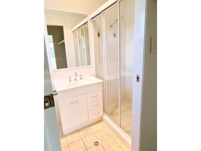 1/12 Cotswold Street, Morayfield QLD 4506