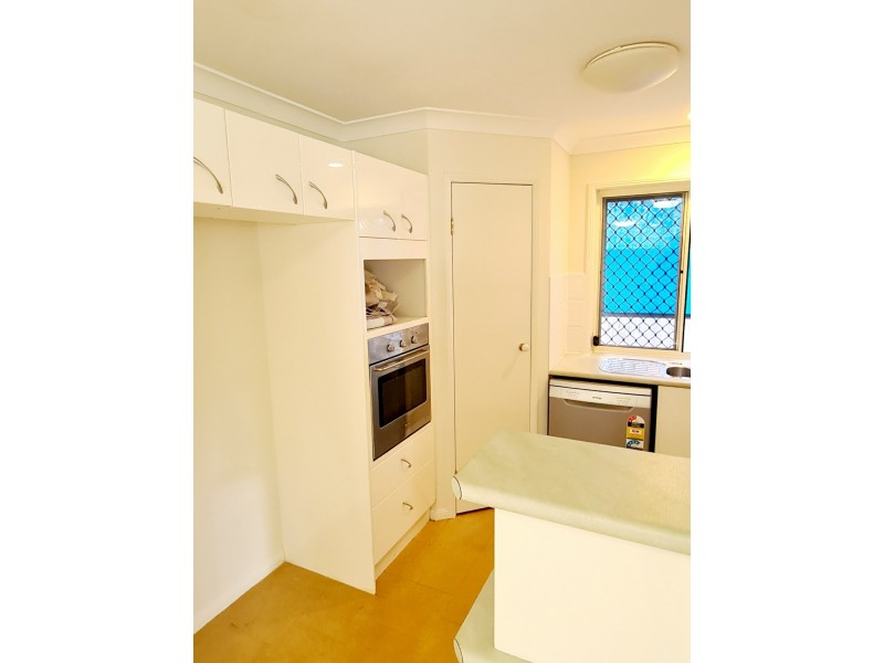 1/12 Cotswold Street, Morayfield QLD 4506