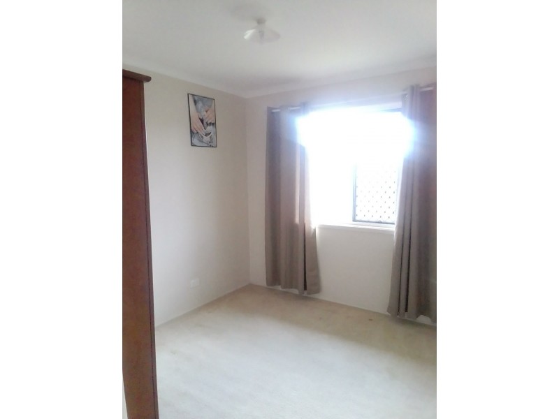 8 Dundas Close, Caboolture QLD 4510