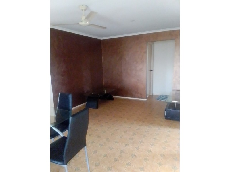 8 Dundas Close, Caboolture QLD 4510